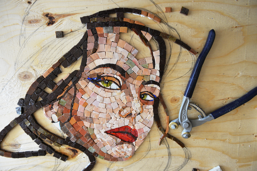 Mosaic Portrait Course*