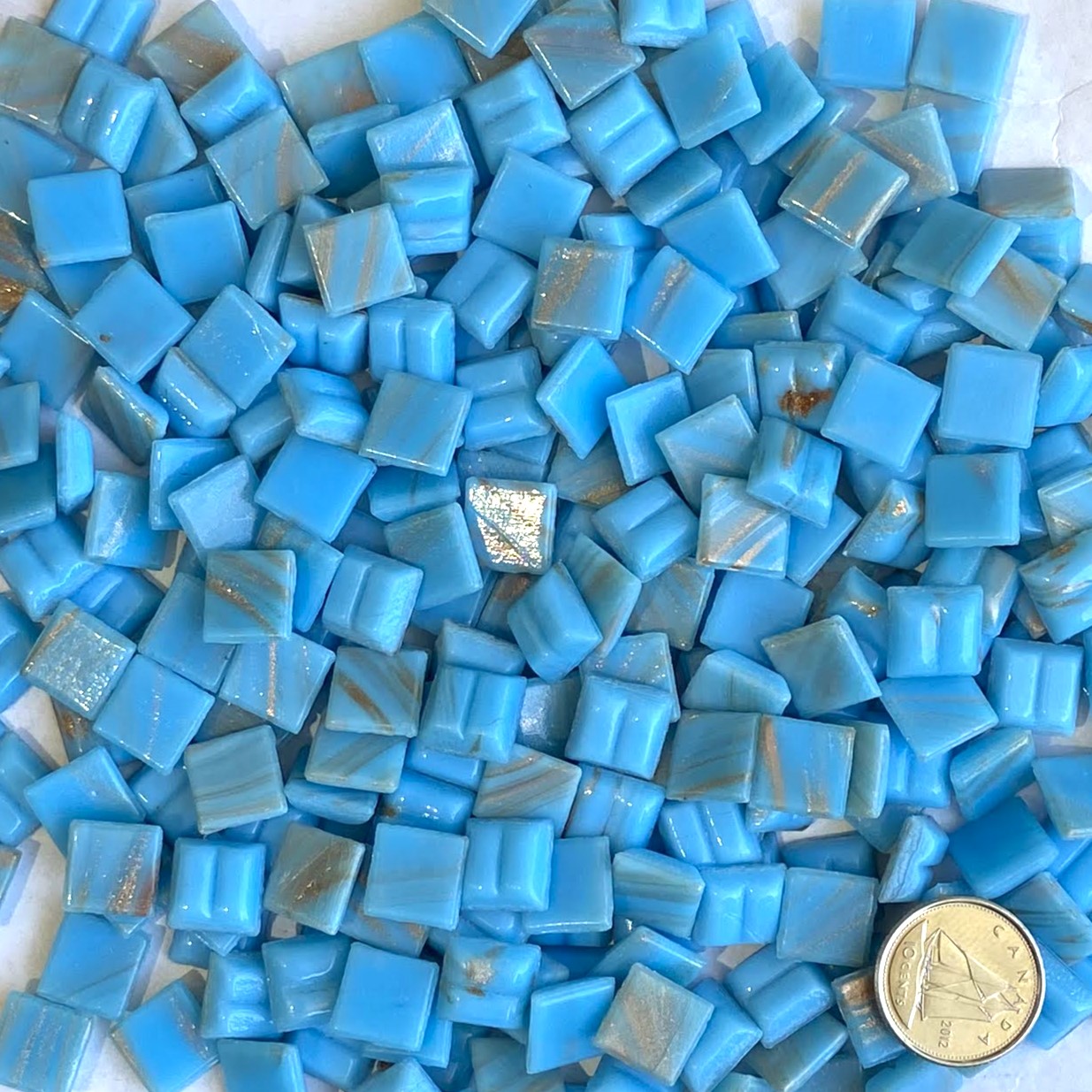 VITREOUS 10mm GOLDY TURQUOISE G14