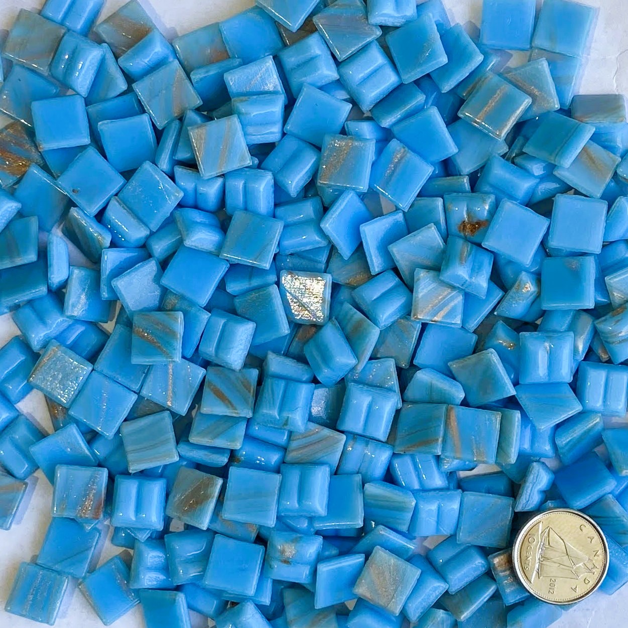 VITREOUS 10mm GOLDY TURQUOISE G16