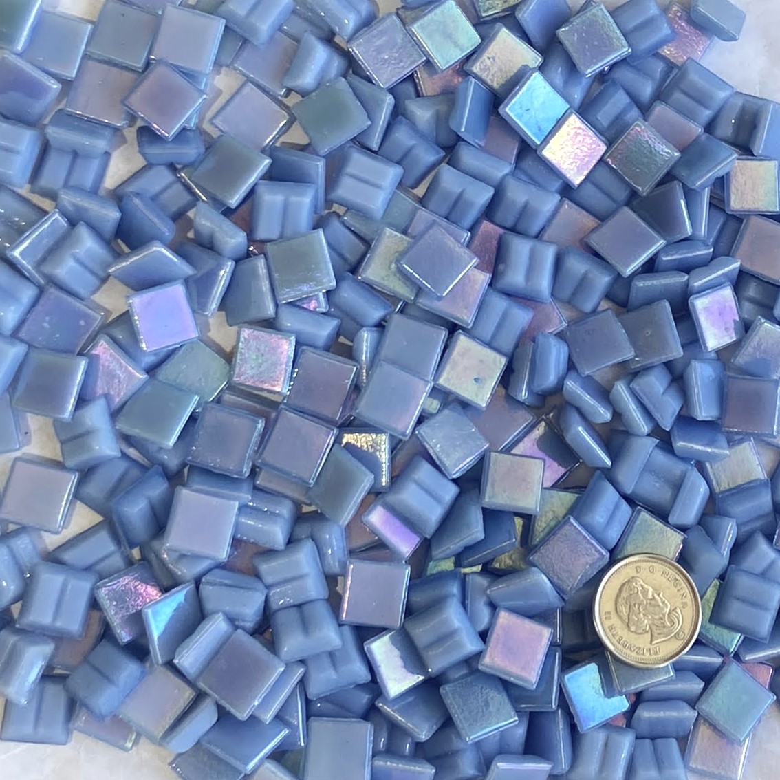 VITREOUS 10mm IRIDESCENT NIGHT W15